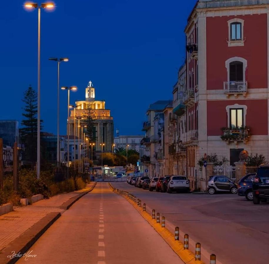 סירקוזה Casa Titanic Siracusa מראה חיצוני תמונה